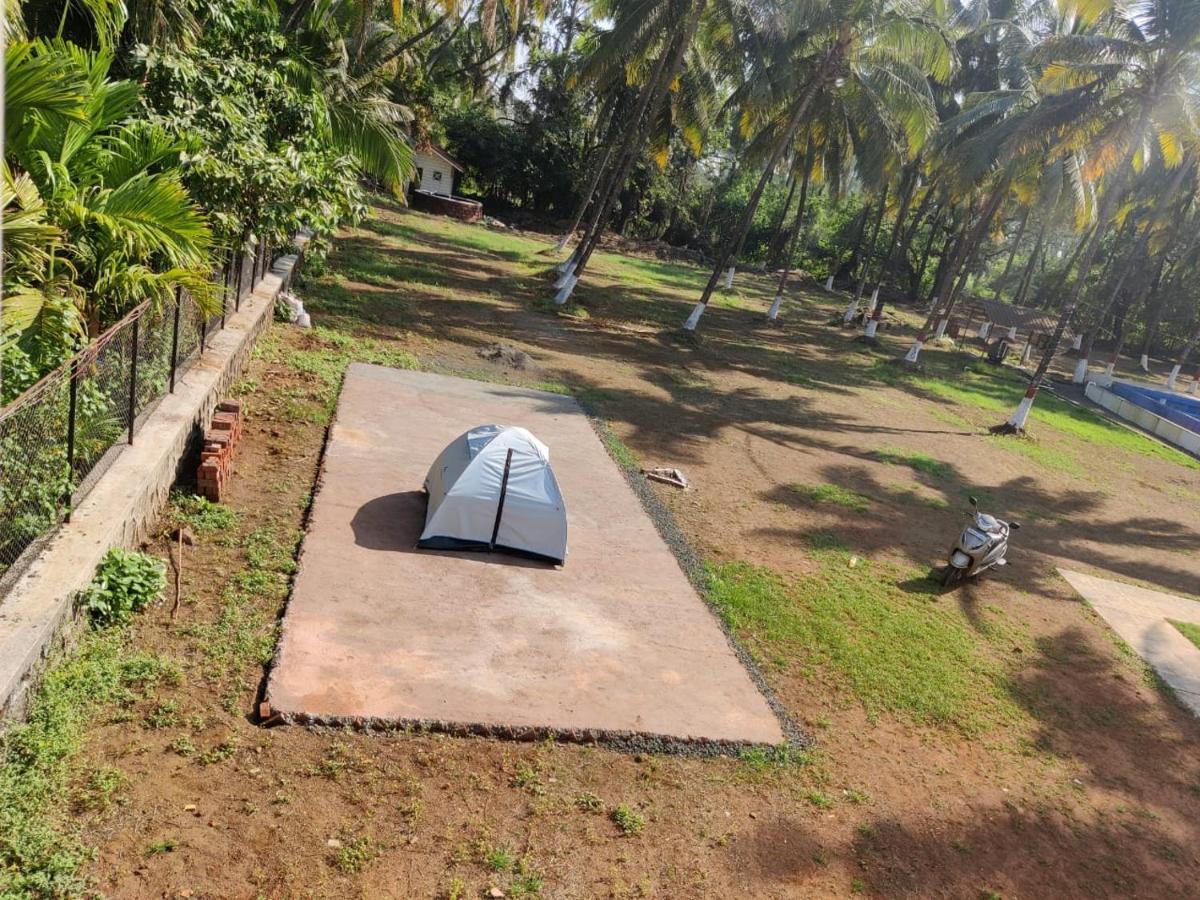 White House Beach Resort, Nagaon Zewnętrze zdjęcie