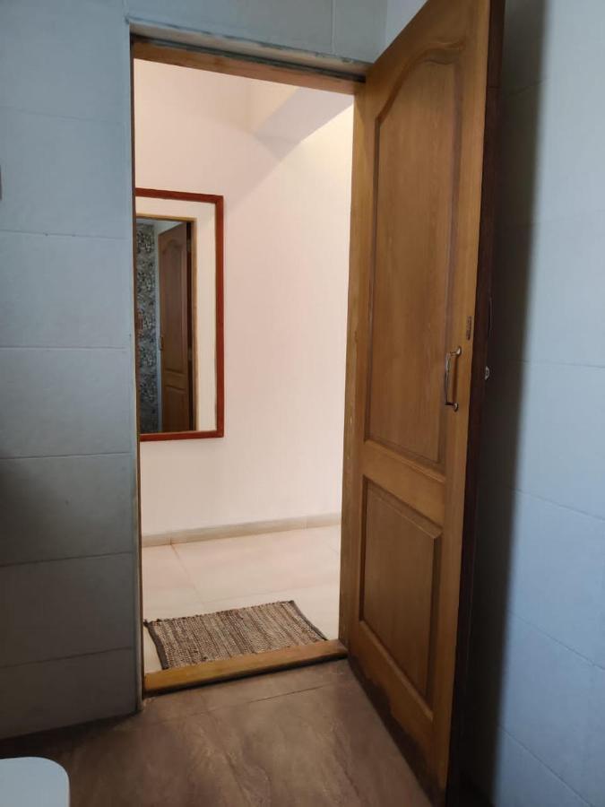 White House Beach Resort, Nagaon Zewnętrze zdjęcie