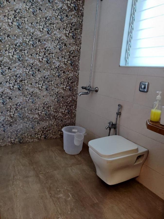 White House Beach Resort, Nagaon Zewnętrze zdjęcie