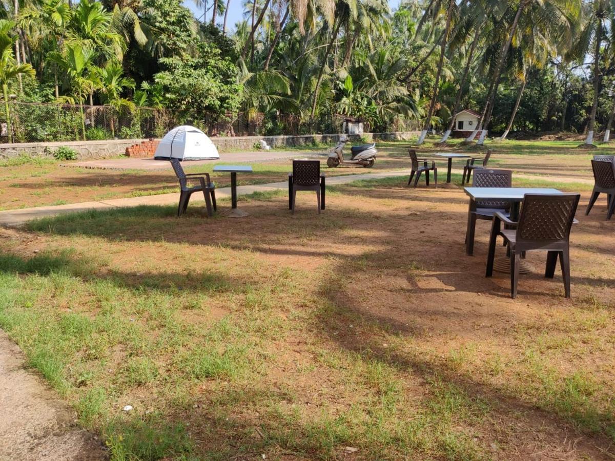White House Beach Resort, Nagaon Zewnętrze zdjęcie