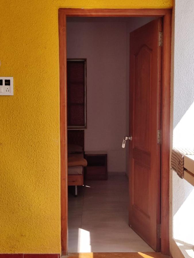 White House Beach Resort, Nagaon Zewnętrze zdjęcie